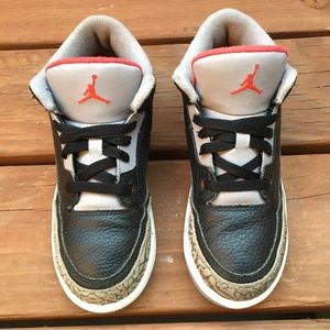 Air Jordan 3 Retro OG ‘Black Cement’